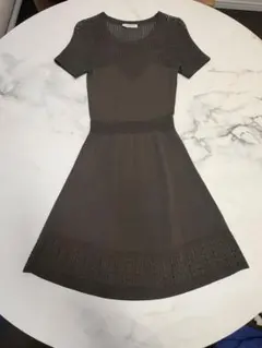 Sandro ニットワンピース　オリーブグリーン色　サイズ1のサムネイル