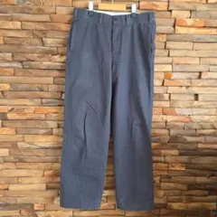 ユニクロ　ストレートチノ　ダークグレー　79cm