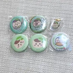 ちいかわ　くりまんじゅう　缶バッジ　チャーム　まじかる　寿司