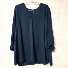 ダークブルー Vネック 五分袖 シャツ