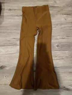 bershka フレアパンツ　corduroy