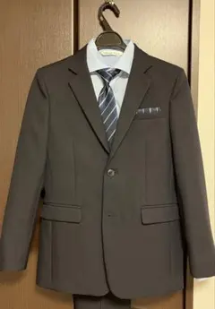 子供用フォーマルスーツ 170 紺色 ポケットチーフ付き