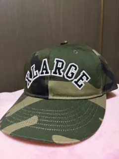 新品　XLARGE 迷彩キャップ　カモフラ　ロゴ　ストリート　帽子　メンズのサムネイル