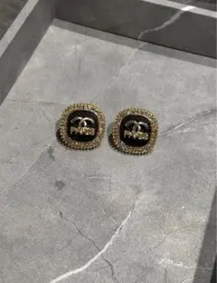 Item thumbnail for item 6efc7ef4-56d5-4d21-8f6f-411f1dabac4c