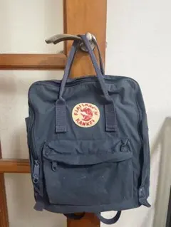 Fjallraven Kanken リュック ネイビーのサムネイル