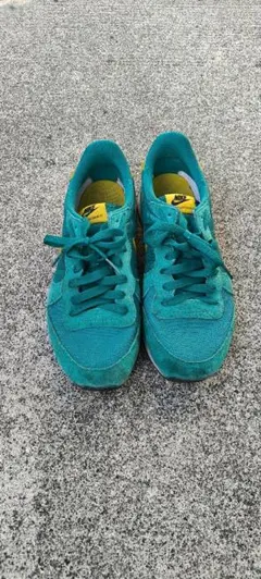 NIKE スニーカー インターナショナリストのサムネイル