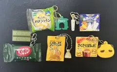 ガチャガチャ 食品