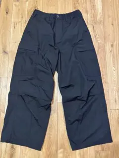 カーゴパンツ 黒　ワイドシルエット