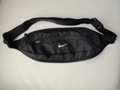 Nike ブラック ウエストポーチ