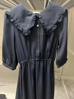 フリル付きダークブルーワンピース　Honeys