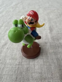 チョコエッグ スーパーマリオ マントマリオ＆ヨッシー フィギュア