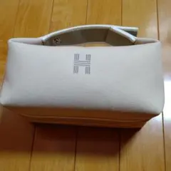 Item thumbnail for item 04ae2ddf-5157-49f4-840c-0957b171b2bc