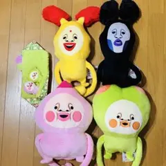 こびとづかん　ついてくよBIGぬいぐるみ　エアぐるみ　弁当箱3連シートクッション こびとづかん ついてくよBIGぬいぐるみ エアぐるみ 弁当箱3連シート