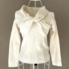 〜アイボリー ラップ風 長袖ニット〜