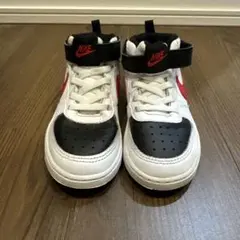 美品　NIKE キッズ スニーカー ハイカット　16cm