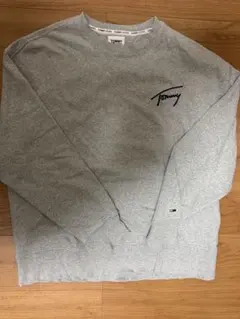 TOMMY JEANS グレー トレーナー L