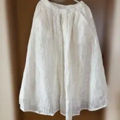 A:L パッチワーク刺繍 フレアスカート ホワイトのサムネイル
