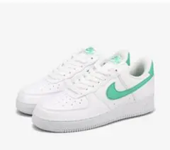 Nike Air Force 1 ホワイト/グリーン　24