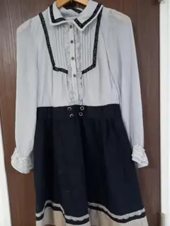 axes femme フリル付き長袖ドレス