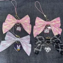 ディズニーストア　シークレットリボンストラップ