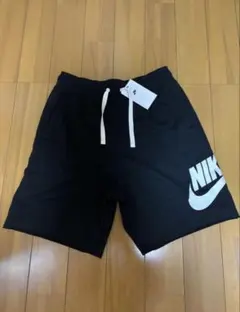 NIKE ナイキ ビックロゴ ハーフパンツ　ショートパンツ