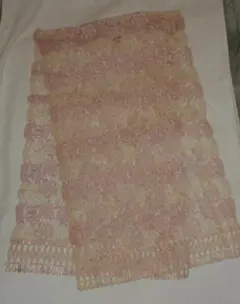 ピンクと白の花柄(サクラ？)レースのショール