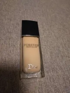 Dior Forever Skin Glow リキッドファンデーション ON