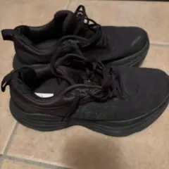 HOKA Bondi 8 ブラック スニーカー
