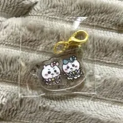 超まじかるちいかわ　アクリルチャーム　ちいかわ　ハチワレ