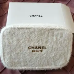 シャネル CHANEL ノベルティ ポーチ ホワイト