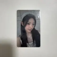 モカ ILLIT Glitter Day 2025 会場限定FCトレカ - メルカリ