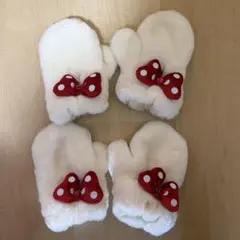 ミニーマウス　リボン付き子供用手袋 2つセット 双子のサムネイル