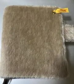 Item thumbnail for item ffeeae8d-a8cd-4312-9be5-981b1411a246