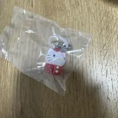 キティ めじるしチャーム　サンリオ　いちご
