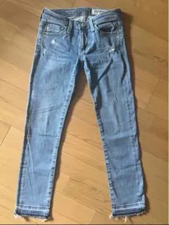 AG The Stilt Crop Cigarette Jeans