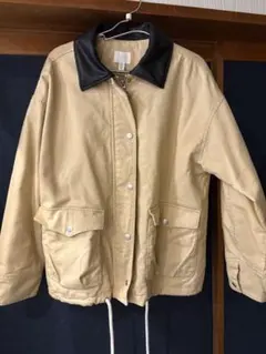 【試着のみ】ベージュ　ミリタリージャケット H&M