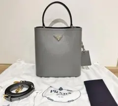 Item thumbnail for item fa1d014c-a639-4901-93d2-ea016b5a8169