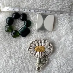 ブローチ　ガラス　刺繍　陶器　3点セット　まとめて　作家