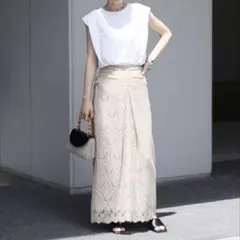 ヴェルメイユパーイエナ　リネンNyリバーレースドレープスカートのサムネイル