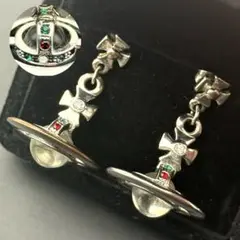 【希少】Vivienne Westwood 旧型タイニーオーブピアス 片耳 希少】美品 Vivienne Westwood 旧型タイニーオーブピアス 片耳 - メルカリ