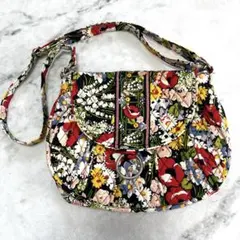 Vera Bradley ポピー・フィールズ　キルティング　ショルダーバッグのサムネイル