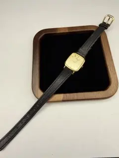 SEIKO クォーツ スクエア ゴールドメッキ 腕時計 ヴィンテージ M40