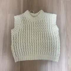 zara クリーム色 ニットベスト ハイネック