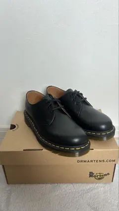 Dr. Martens ブラック レースアップシューズ