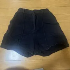 黒 ハーフパンツ