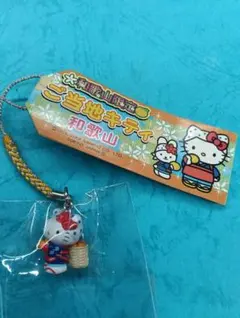 ご当地キティ】京都 金閣寺限定 ストラップ - メルカリ