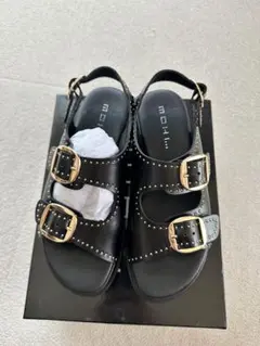 美品‼️MOHI(モヒ)スタッズレザーベルトサンダル/牛革　37サイズのサムネイル