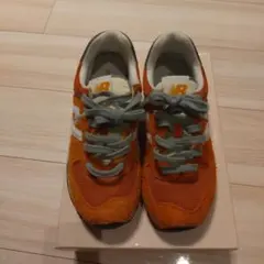 new balance574オレンジのサムネイル
