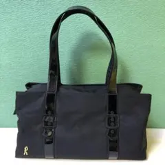 Item thumbnail for item b0dfdac1-7e77-4e81-93c9-a237ee9f2c50