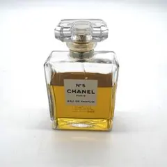 CHANEL N°5 オードゥ パルファム ヴァポリザター100mlのサムネイル